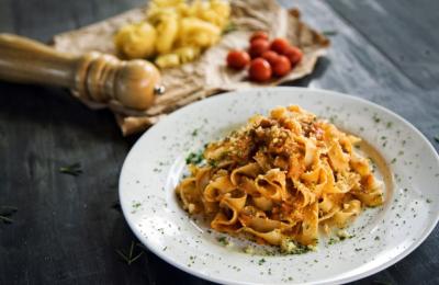 Turnkey Casual Fine Dining Restaurant – Premium North Shore Opportunity - Recently Renovated - Huge Upside